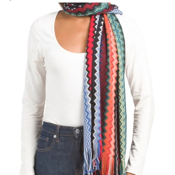 Wool Blended Multi-color Scarf from MISSONI - Picture 5 of 5